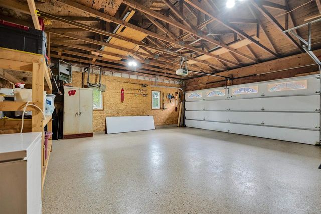6580 Linden Circle, Windsor, WI 53598