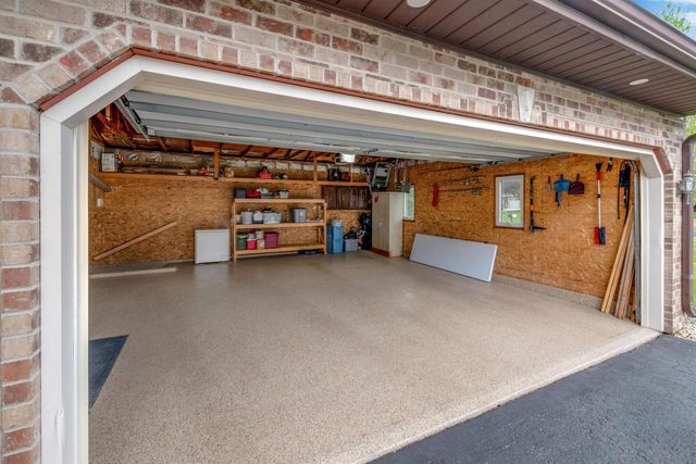 6580 Linden Circle, Windsor, WI 53598