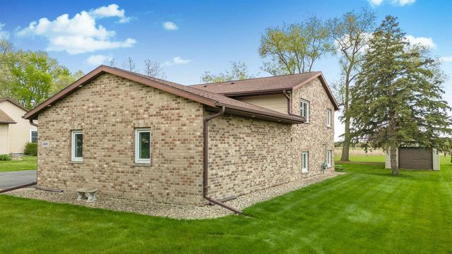 6580 Linden Circle, Windsor, WI 53598