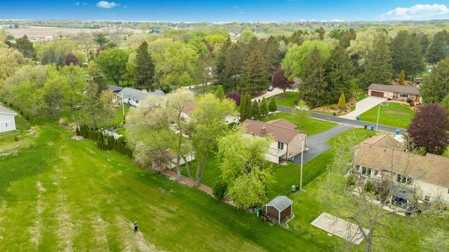 6580 Linden Circle, Windsor, WI 53598
