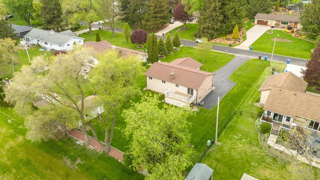6580 Linden Circle, Windsor, WI 53598