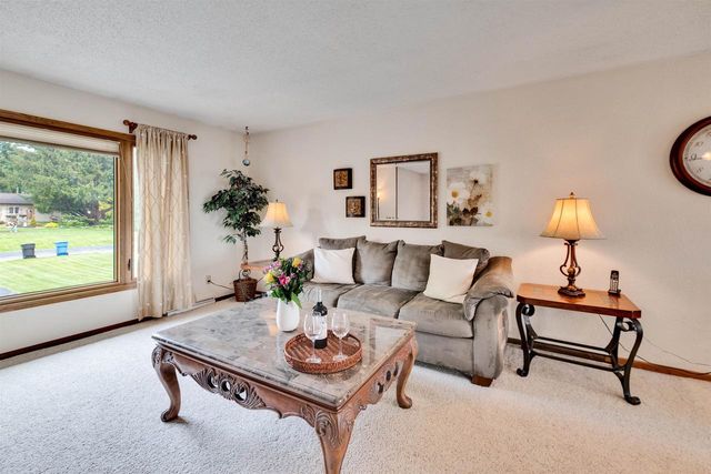6580 Linden Circle, Windsor, WI 53598