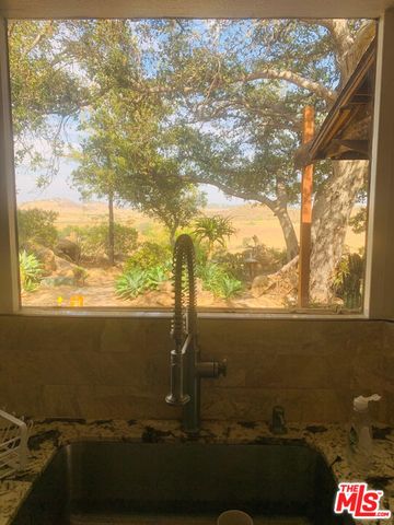 8808 CHATLAKE Drive, West Hills, CA 91304