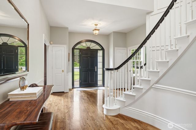 22615 NE 140th Way, Woodinville, WA 98077