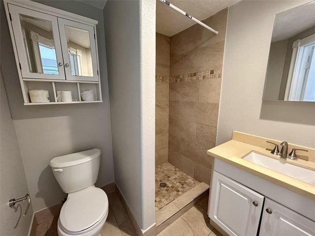13331 Emporia Street, Houston, TX 77015