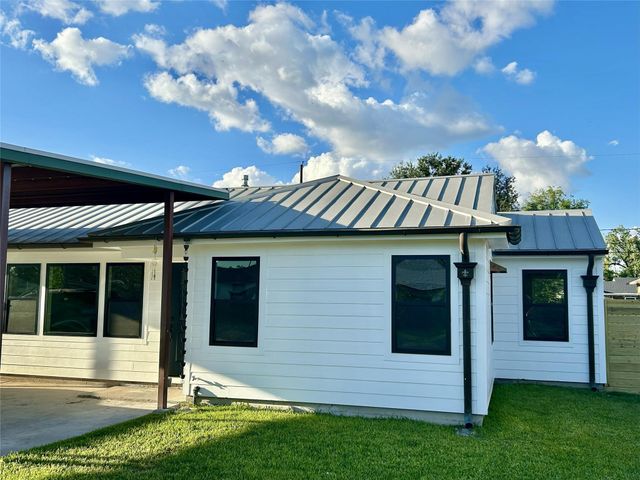 13331 Emporia Street, Houston, TX 77015