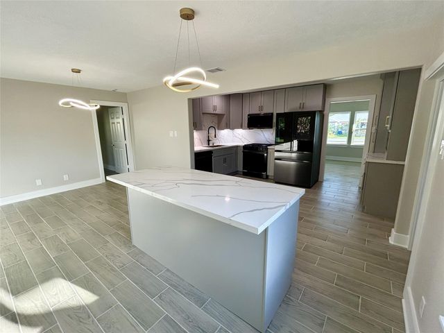 13331 Emporia Street, Houston, TX 77015