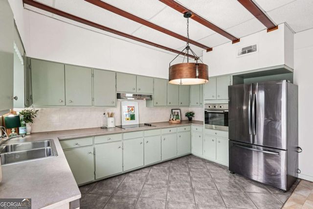 2226 Whites Mill Road, Decatur, GA 30032