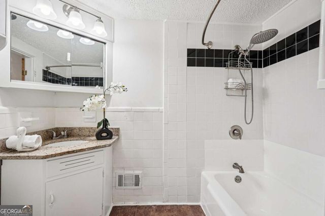 2226 Whites Mill Road, Decatur, GA 30032