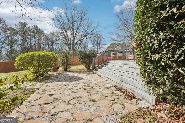 2226 Whites Mill Road, Decatur, GA 30032