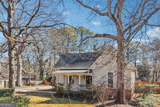 2226 Whites Mill Road, Decatur, GA 30032