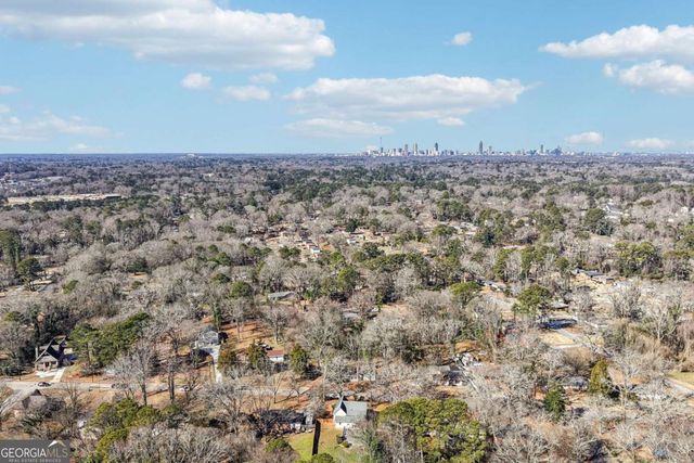 2226 Whites Mill Road, Decatur, GA 30032