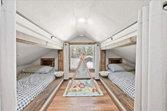 225 Sunset, Sugarloaf, CA 92386