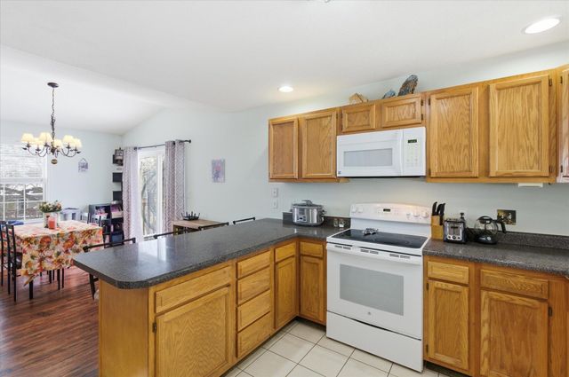 401 HAROLD CT, Columbia, MO 65202