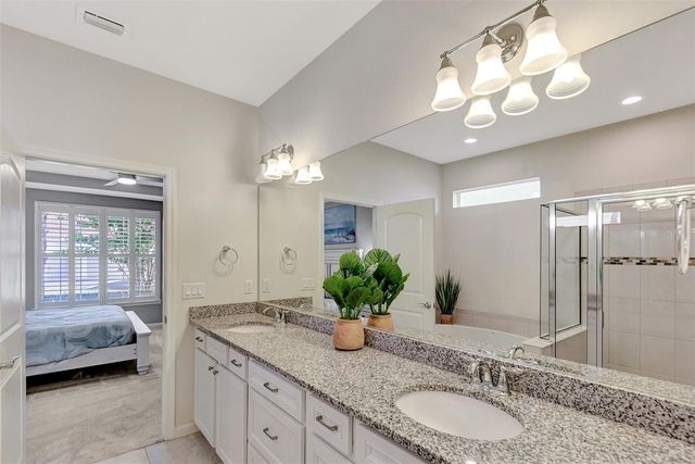 11616 GOLDEN BAY PLACE, Lakewood Ranch, FL 34211