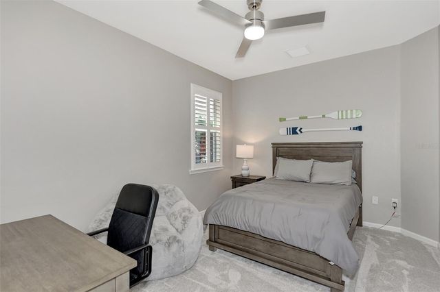 11616 GOLDEN BAY PLACE, Lakewood Ranch, FL 34211