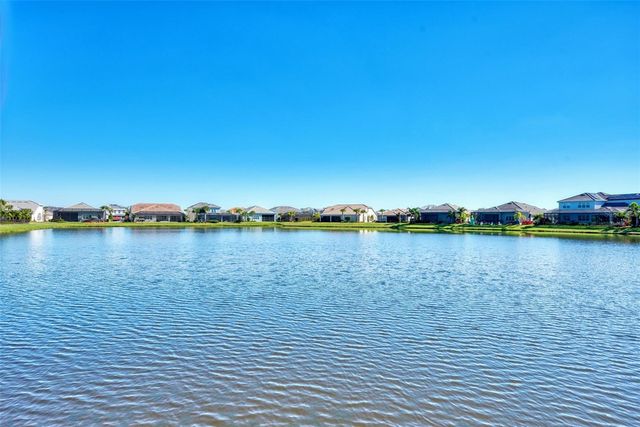 11616 GOLDEN BAY PLACE, Lakewood Ranch, FL 34211