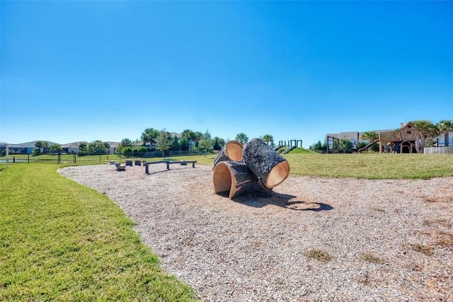 11616 GOLDEN BAY PLACE, Lakewood Ranch, FL 34211