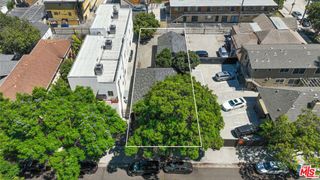 3042 Royal Street, Los Angeles, CA 90007