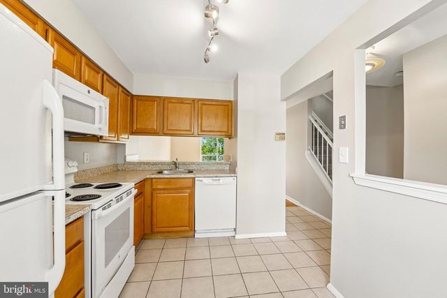 2426 POTTERFIELD RD, Windsor Mill, MD 21244