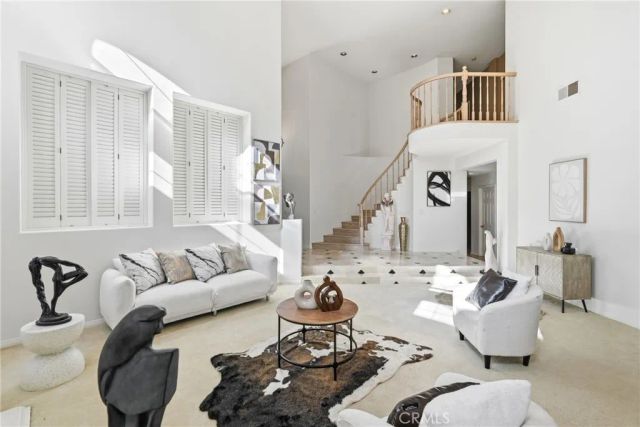 26942 Willow Tree Ln, Laguna Hills, CA 92653