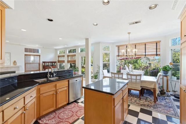 26942 Willow Tree Ln, Laguna Hills, CA 92653