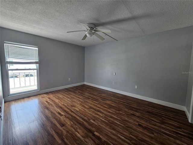1655 S HIGHLAND AVENUE B215, Clearwater, FL 33756