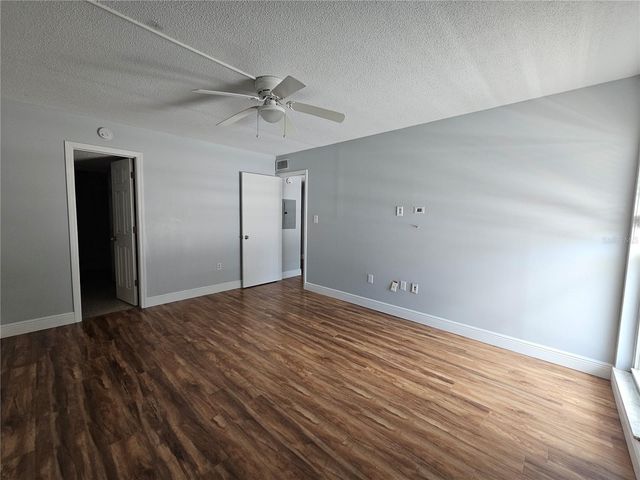 1655 S HIGHLAND AVENUE B215, Clearwater, FL 33756