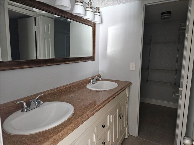 1655 S HIGHLAND AVENUE B215, Clearwater, FL 33756