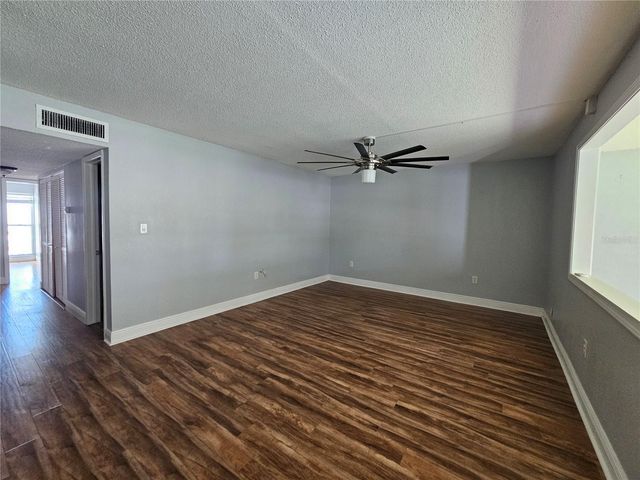 1655 S HIGHLAND AVENUE B215, Clearwater, FL 33756