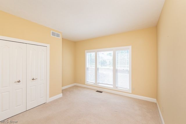 22238 North Trail, Strongsville, OH 44149