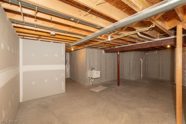 22238 North Trail, Strongsville, OH 44149