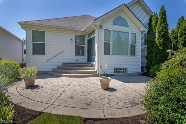22238 North Trail, Strongsville, OH 44149