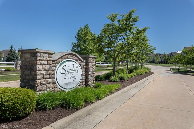 22238 North Trail, Strongsville, OH 44149