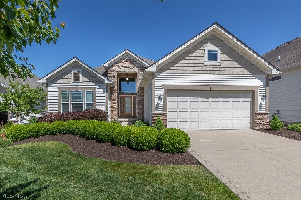 22238 North Trail, Strongsville, OH 44149