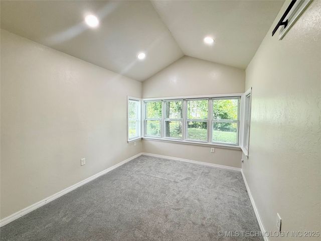 206 S 2nd Street, Eufaula, OK 74432
