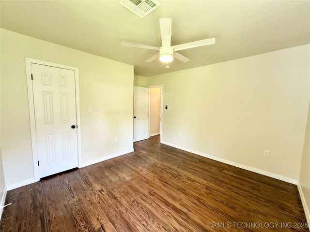 206 S 2nd Street, Eufaula, OK 74432