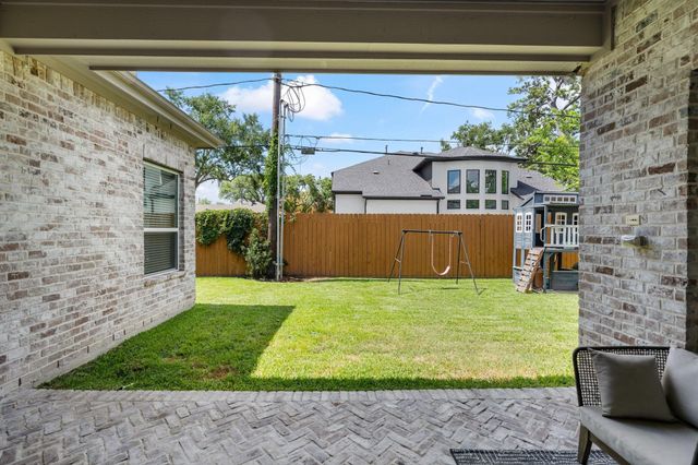 7415 Dearborn Street, Houston, TX 77055