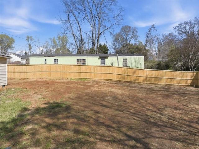 147 Pocahontas Street, Jackson, GA 30233