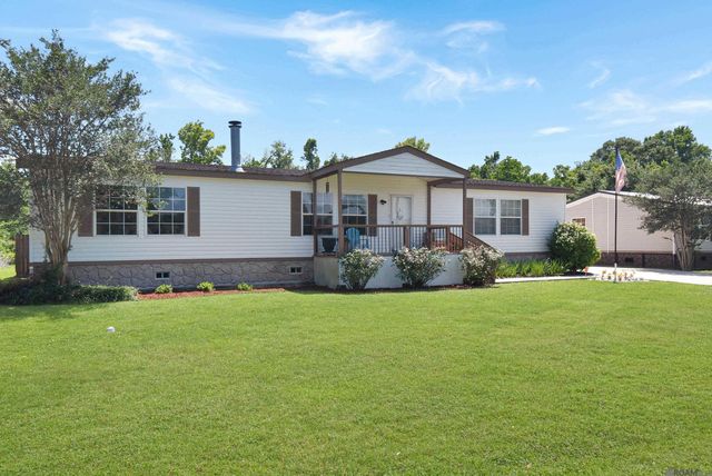 39065 Holly Hill Dr, Gonzales, LA 70737