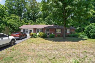 2291 19th Avenue NE, Hickory, NC 28601