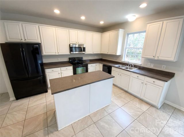 138 Woodside Village Drive, Rock Hill, SC 29730