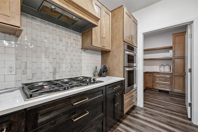 61 Quail Valley Court, Iowa City, IA 52246