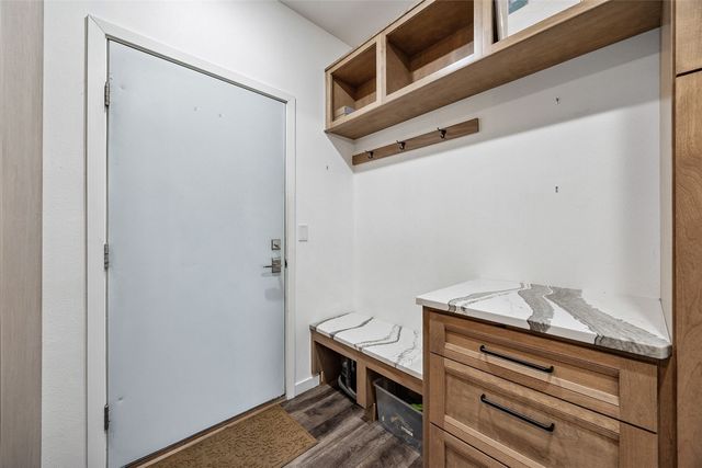 61 Quail Valley Court, Iowa City, IA 52246