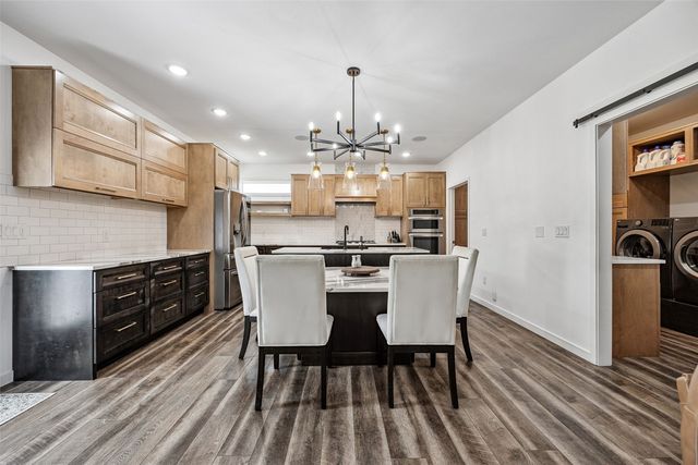 61 Quail Valley Court, Iowa City, IA 52246