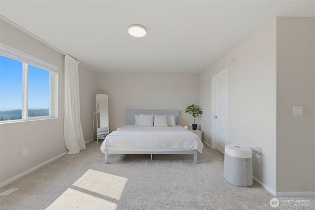 1391 Baker Heights Loop, Bremerton, WA 98312