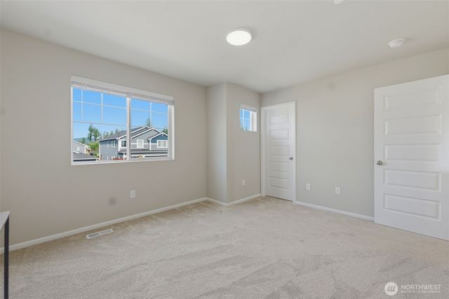1391 Baker Heights Loop, Bremerton, WA 98312