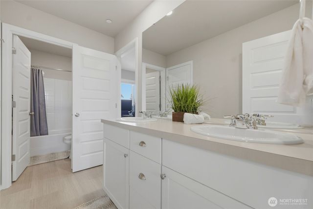 1391 Baker Heights Loop, Bremerton, WA 98312