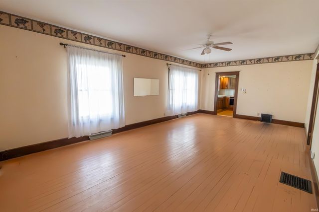 1071 Henry Street, Huntington, IN 46750