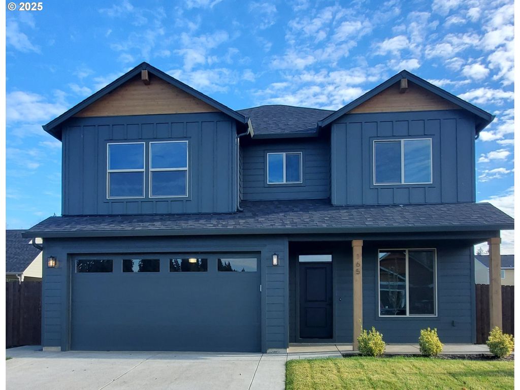 165 E AIREDALE Ave, La Center, WA 98629